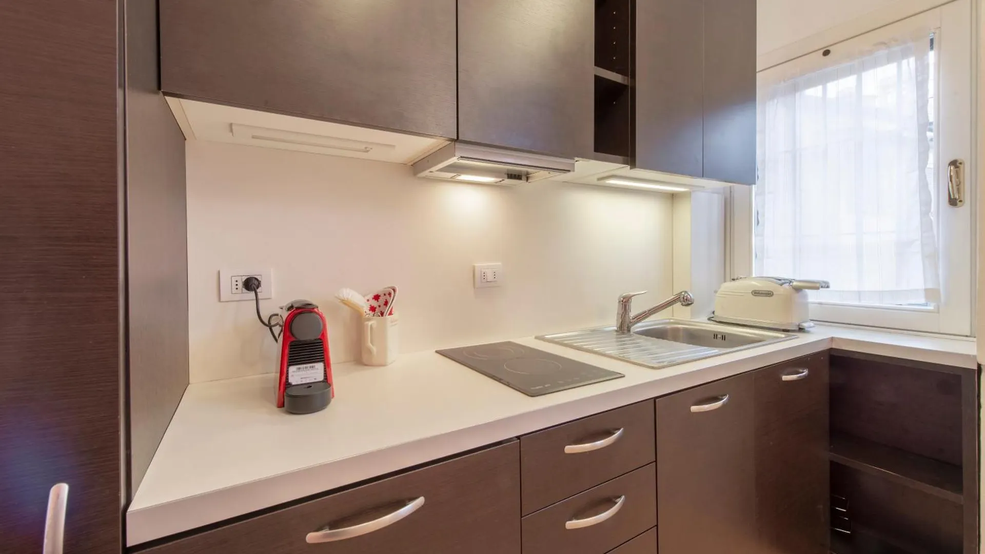 Navigli Apartments - B Home Milan Italy