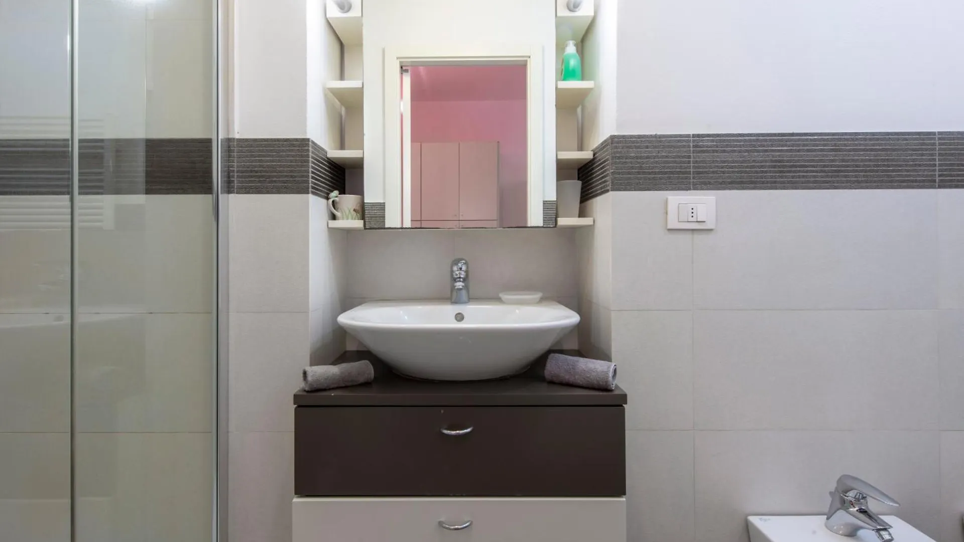 Navigli Apartments - B Home Milan 0*,
